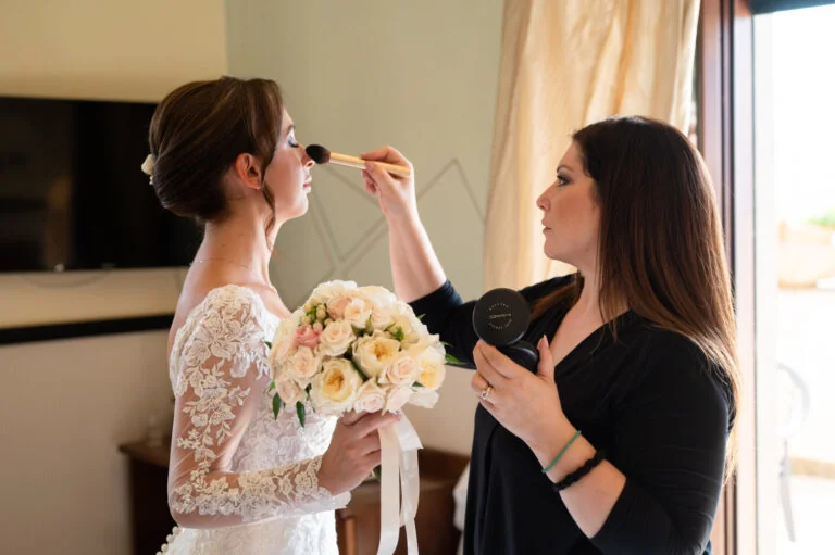 DA Beauty Boutique - Trucco e acconciatura naturale per sposa